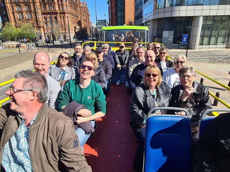 Manchester: Sightseeing Bus Tour - Old Trafford and Imperial War Museum North