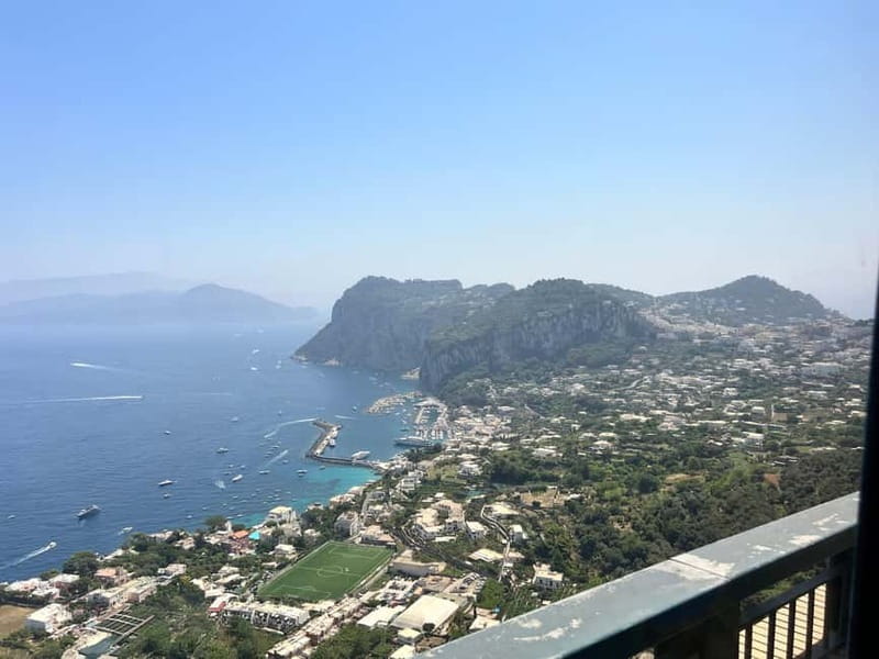Marina Grande: Guided Capri Island Hop-On Hop-Off Bus Tour - Capri town and the walk to the Piazzetta