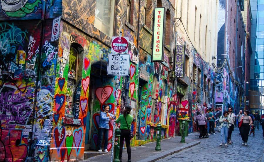 Melbourne: City Highlights Group Tour by Bus - Key points at a glance