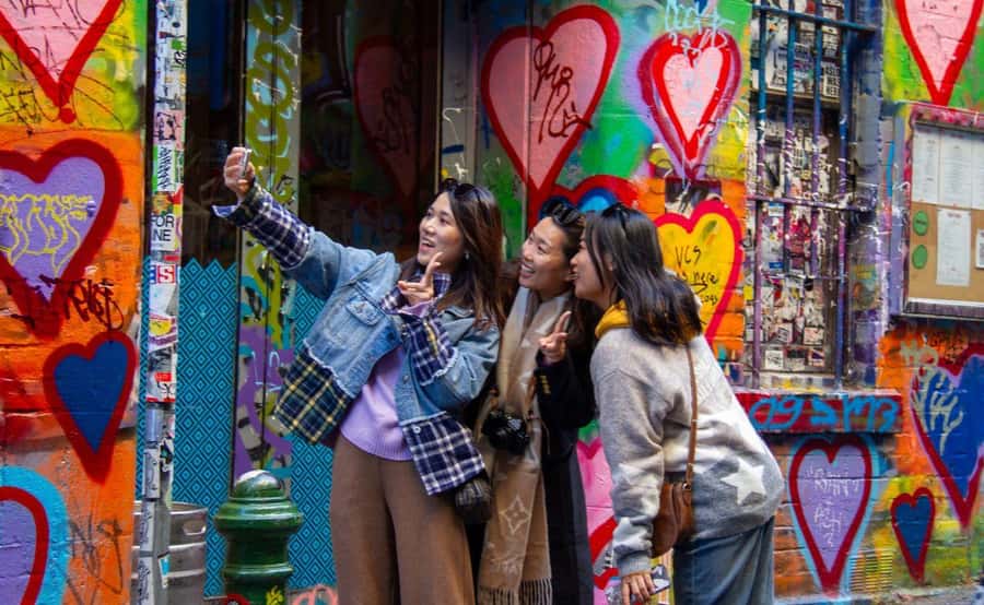 Melbourne: City Highlights Group Tour by Bus - Start near Flinders Street and enter Melbourne’s center