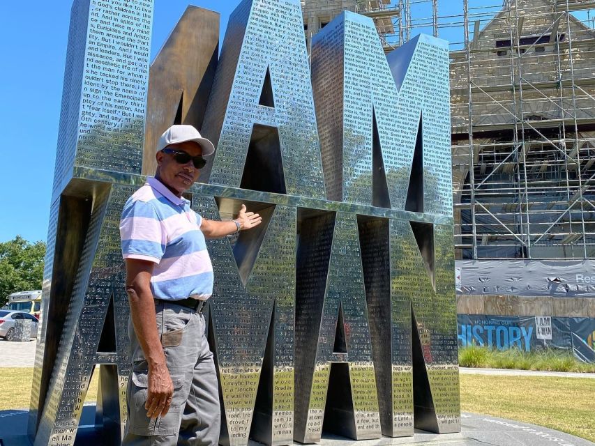 Memphis: City Discovery Bus Tour - Starting on Beale Street