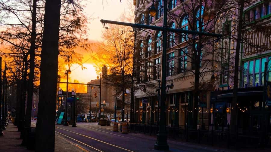 Memphis: True Crime History Bus Tour - A different way to read Memphis