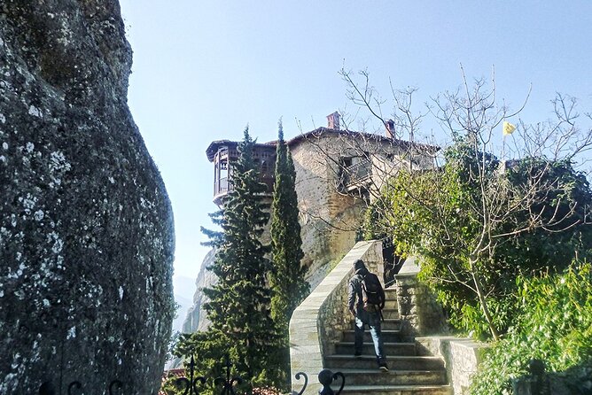 Meteora Full-Day Trip with Guide on Luxury Bus From Athens - Visiting up to three Meteora monasteries