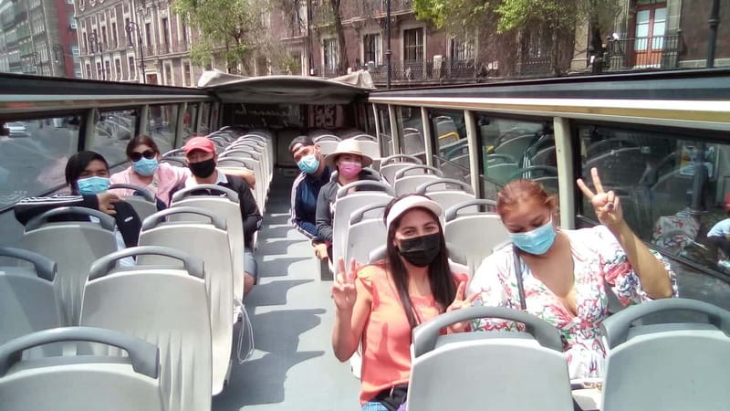Mexico City: Hop-On Hop-Off Bus City Tour - Why this bus makes sense in a city this large