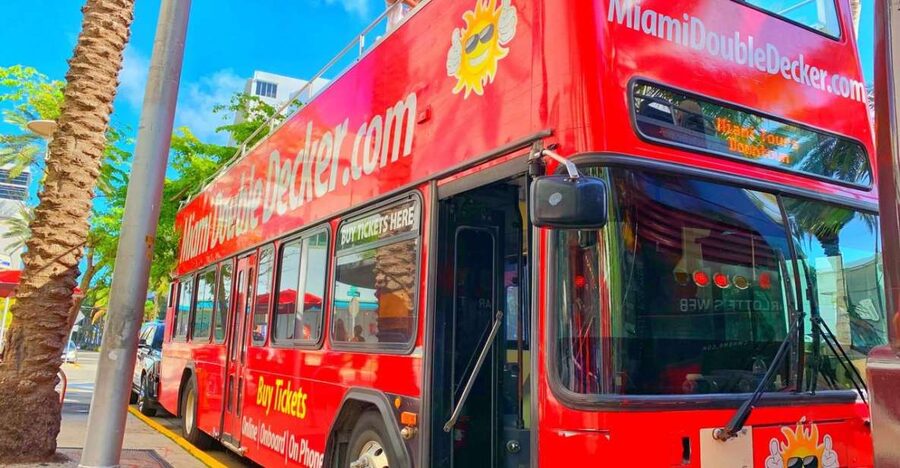 Miami: Double-Decker Bus Tour with Optional Boat Cruise - Wynwood gives you time to leave the bus