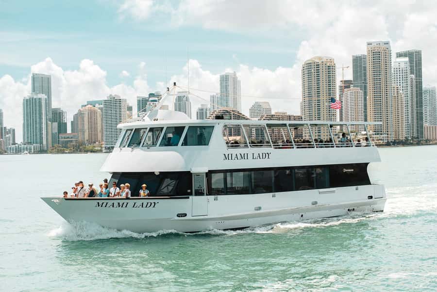 Miami: Hop-on Hop-off Open-top Bus Tour and Optional Cruise - South Beach and Ocean Drive: Art Deco with a time limit