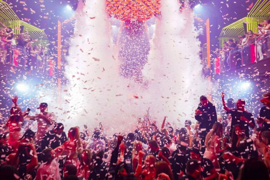Miami: Party Bus, Club Entry, and Open Bar Night Experience - Dress like the door staff is serious
