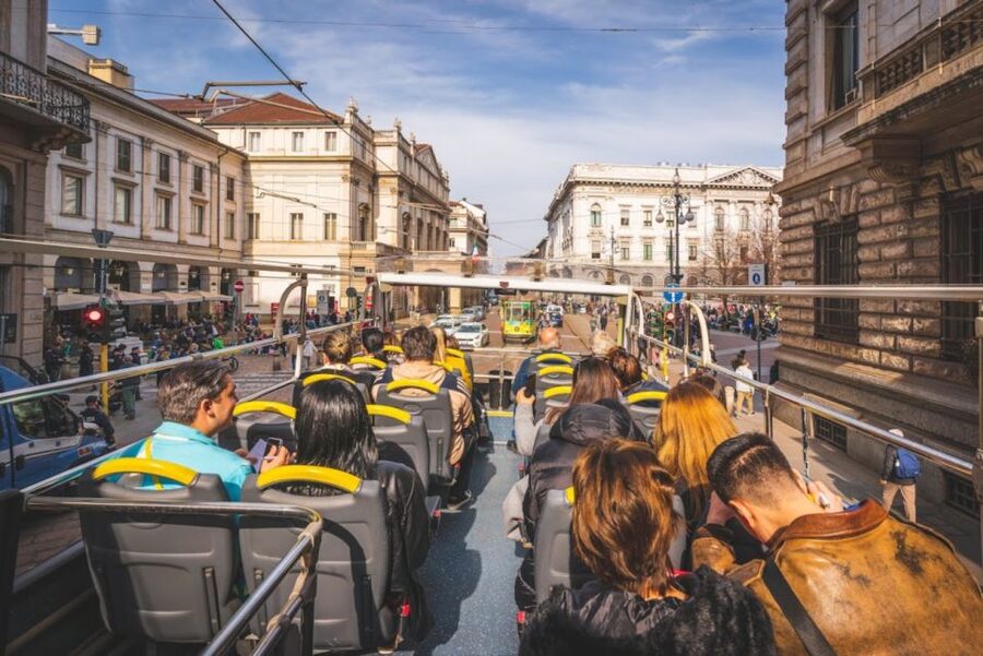 Milan: Gray Line Milan Open Tour Hop-On Hop-Off Bus Tour - Who should book this Milan bus tour?