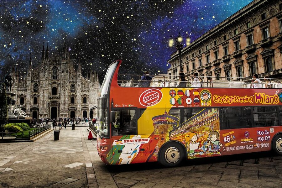 Milan: Night Tour by Bus - Starting at Foro Bonaparte near Largo Cairoli