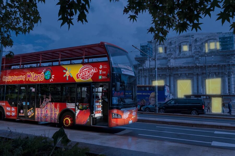 Milan: Night Tour by Bus - The audio guide is useful in theory, uneven in practice