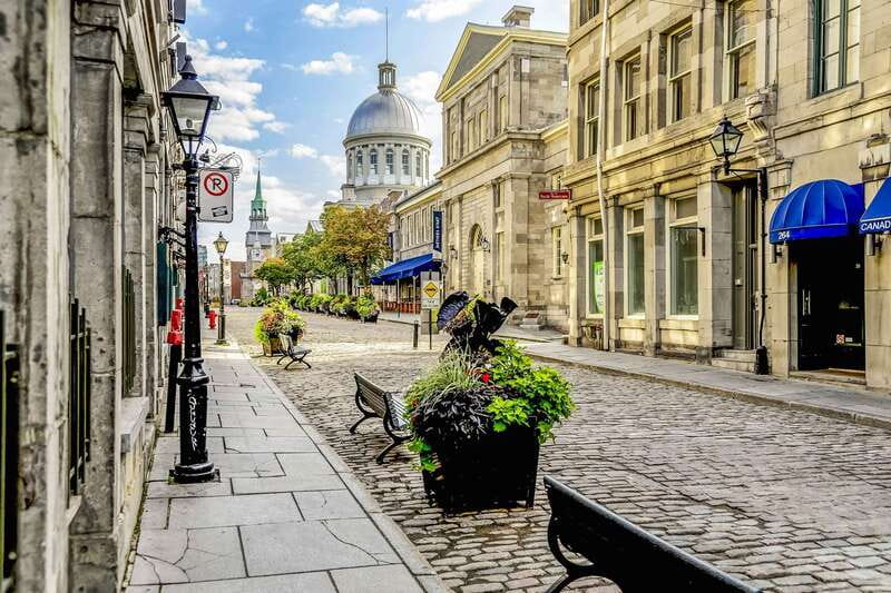 Montreal: Hop-On Hop-Off Double-Decker Bus Tour - Who will get the most from this tour