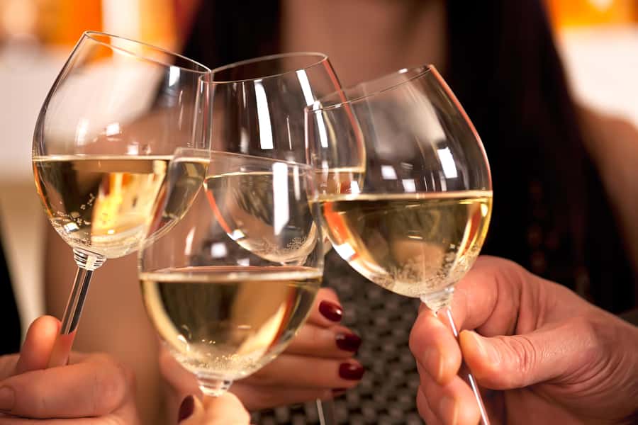 Mornington Peninsula Winery Bus Tour with Lunch & Wine - Four wineries, one full day in the peninsula