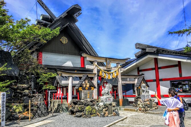 Mt Fuji and Hakone 1-Day Bus Tour Return by Bullet Train - Buffet lunch at the foot of Fuji