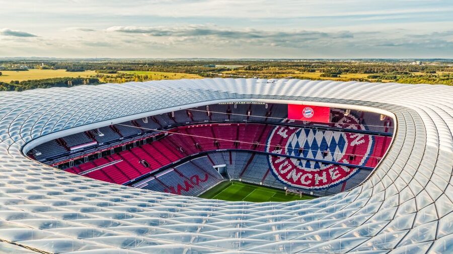 Munich: City Bus Tour & FC Bayern Munich Allianz Arena Tour - Free Time at the FC Bayern Museum