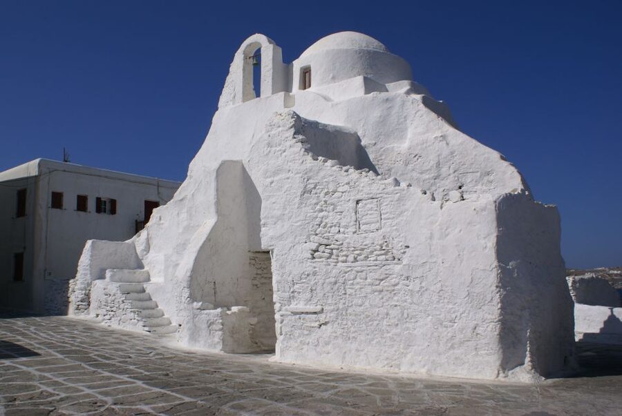 Mykonos: Half-Day City Walking Tour and Island Bus Tour - Who will enjoy it most