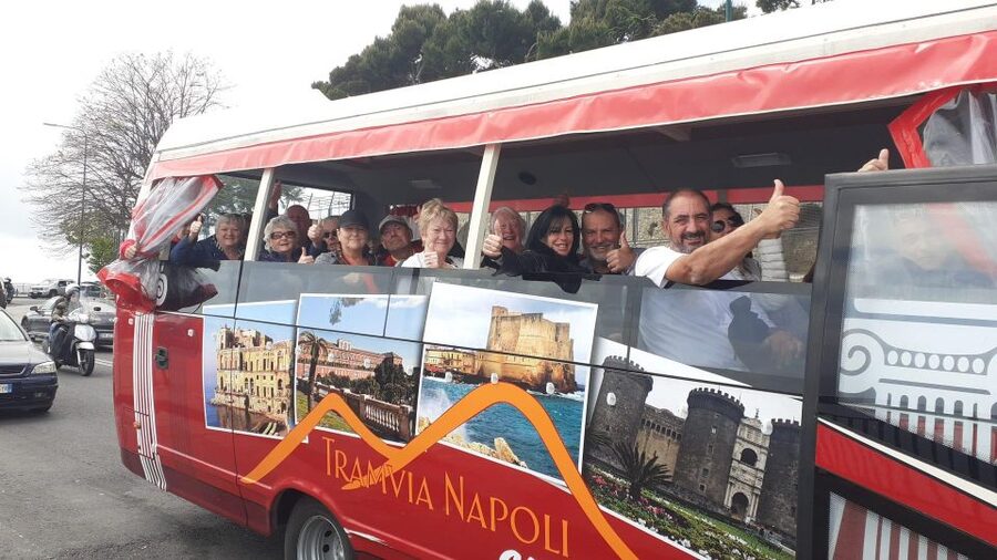 Naples: Hop-On-Hop-Off Bus Tour of Naples - Piazza Garibaldi and Corso Umberto I