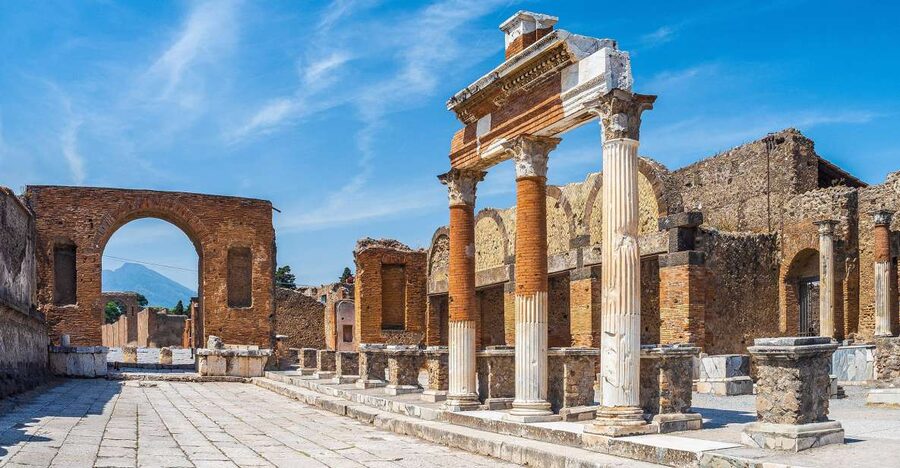 Naples Port Bus Excursion: Explore Pompeii ruins On Your Own - Entering Pompeii at Porta Marina Superior