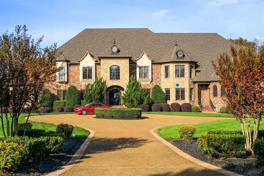 Nashville: Homes of the Stars Narrated Bus Tour - Celebrity homes, from Taylor Swift to Kid Rock