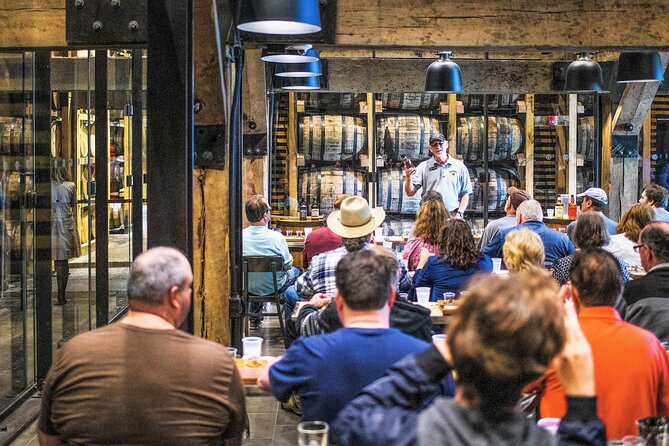 Nashville to Jack Daniel's Distillery Bus Tour + Whiskey Tastings - The guides can shape the whole day