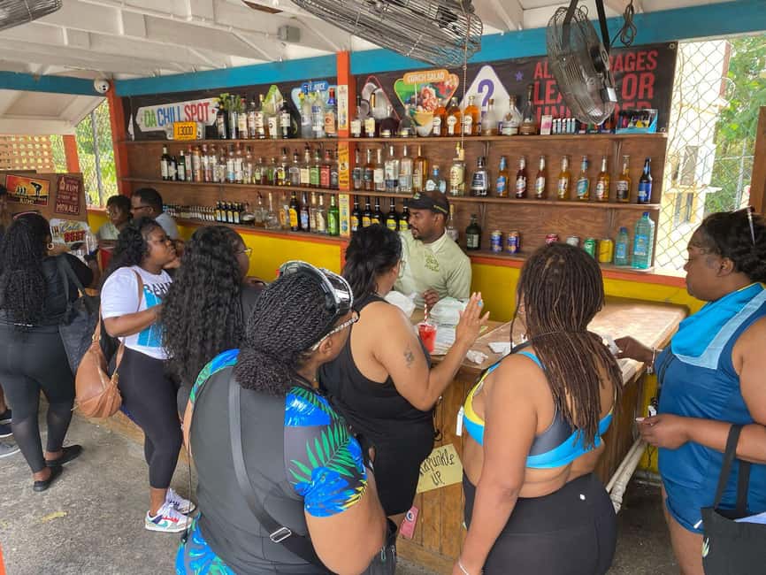 Nassau: Electric Bus Tour with Food & Drink Samples - Arawak Cay and the approach to Fort Charlotte