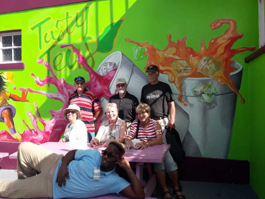 Nassau: Sip, Sample & See, Food & History Bus Tour - Rum cake, rum, tea, and the commercial stops