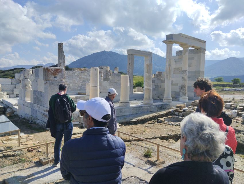 Naxos: Highlights Bus Tour with Free Time for Lunch and Swim - Chalki in 45 minutes