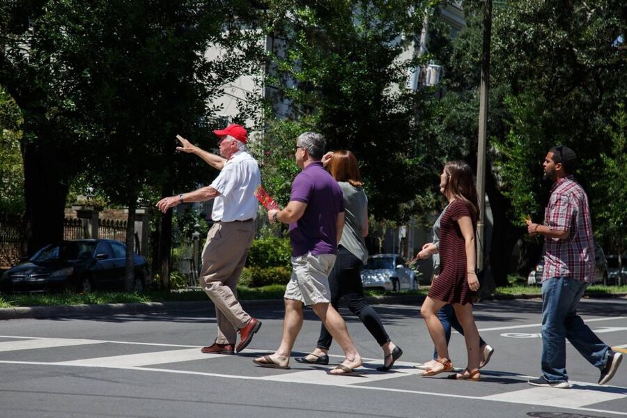 New Orleans: 2 or 3 Day Hop-On Hop-Off Bus with Walking Tour - Guide quality and the value of live commentary