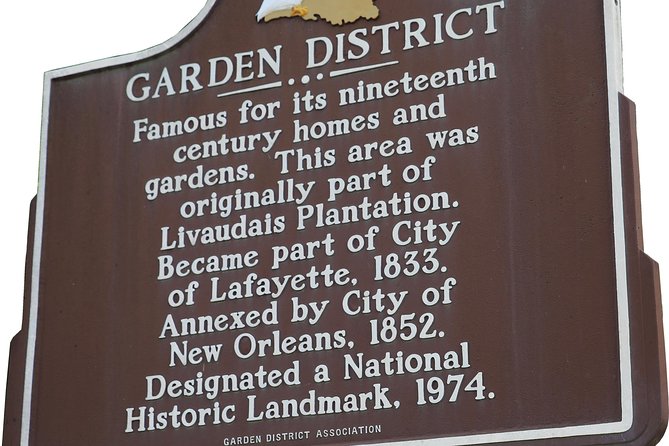 New Orleans City and Cemetery 2-Hour Bus Tour - St. Louis Cemetery No. 3 and New Orleans above-ground tombs