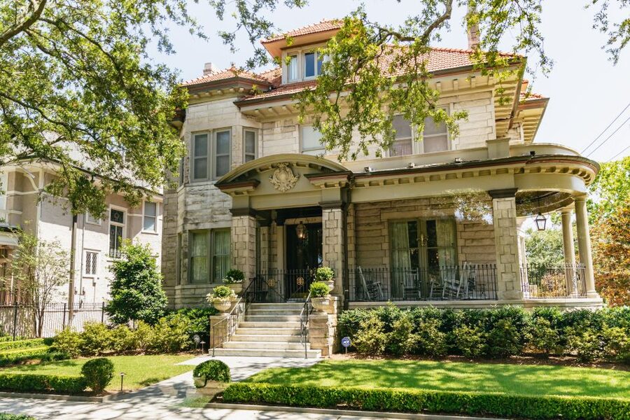 New Orleans: Sightseeing Bus Tour - Uptown, universities, and St. Charles Avenue
