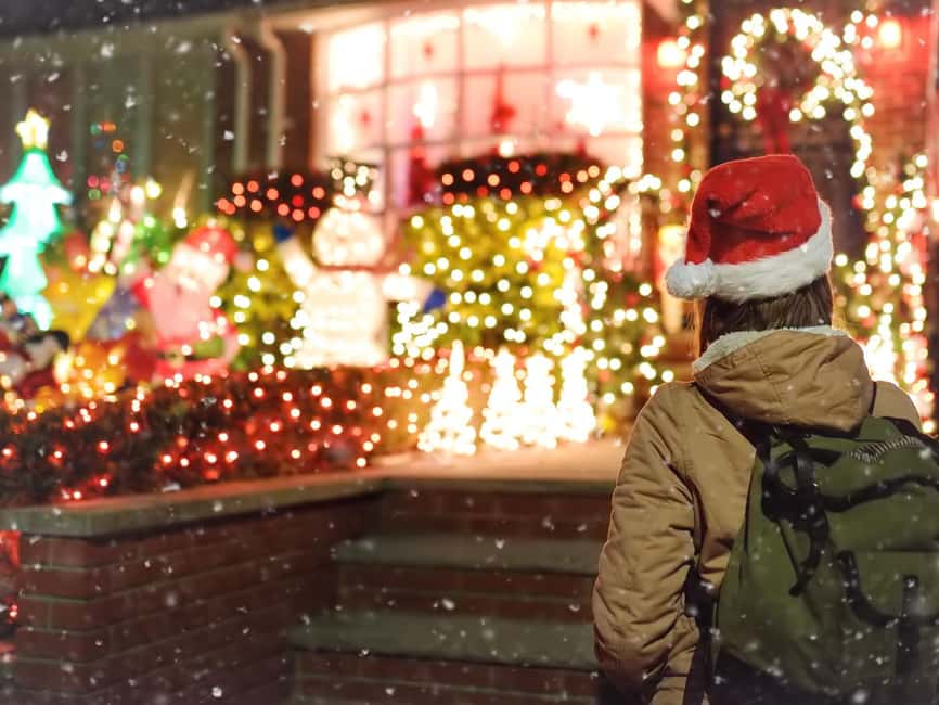 New York Christmas Lights Tour by BUS - Why Dyker Heights is worth the trip from Manhattan