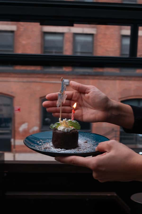 New York City: Bustronome Gourmet Lunch Tour on a Luxury Bus - Restaurant Service on a Double-Decker Bus