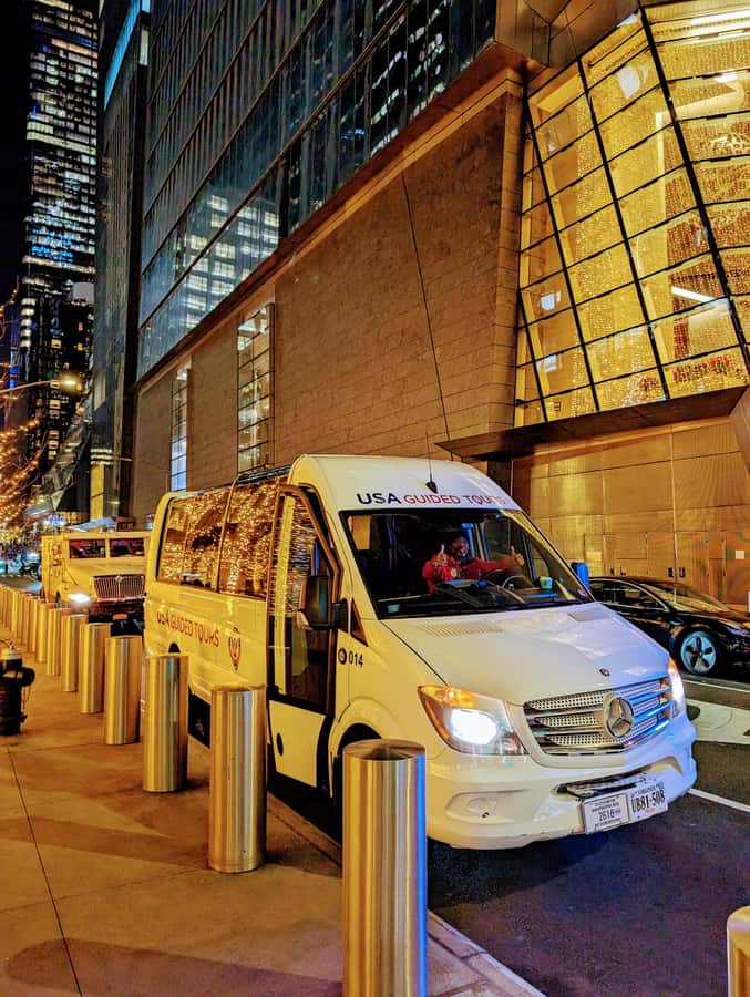 New York City: Guided Private Glass-Top Bus Tour at Night - Walking the High Line and Little Island