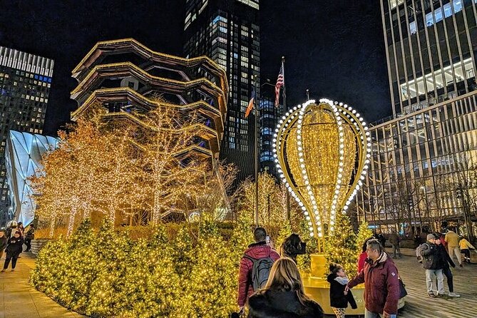 New York City Holiday Lights Tour - Midtown lights at Rockefeller Center