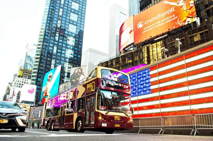 New York: Madame Tussauds and Big Bus Hop-on Hop-off Tour - From SoHo to Little Italy