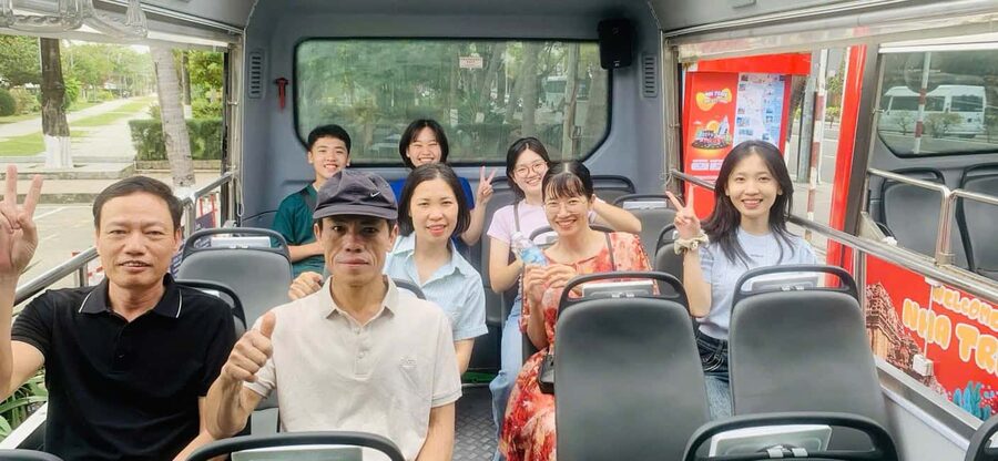 Nha Trang: Hop-on Hop-off Bus City Tour - The night route along Tran Phu Road