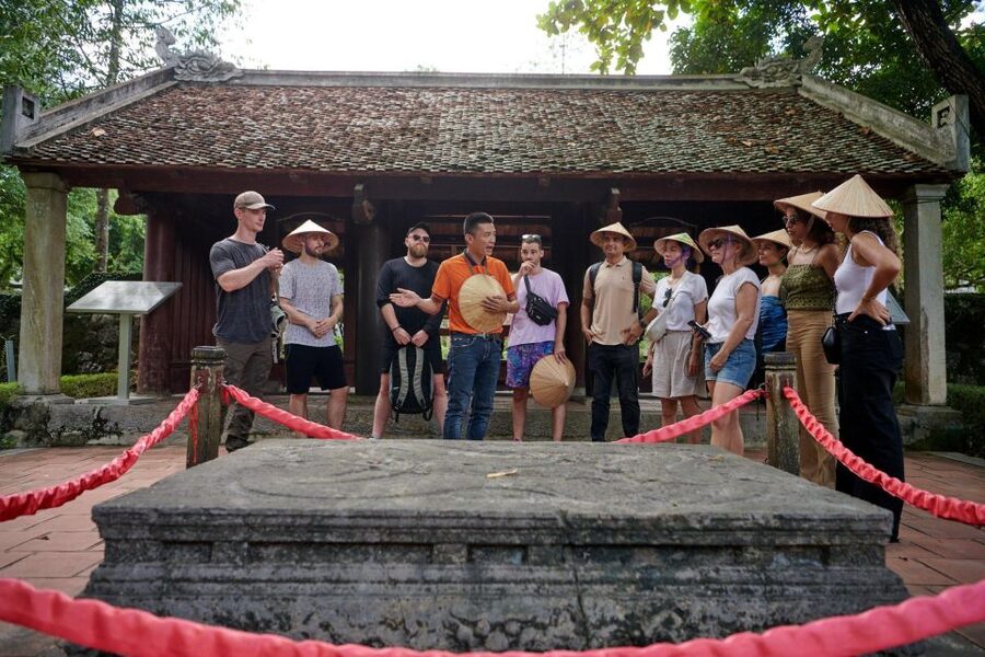 Ninh Binh 1 Day,HoaLu-Tam Coc-Mua Cave,Buffet Lunch,Limo Bus - A 45-minute bicycle ride through village roads