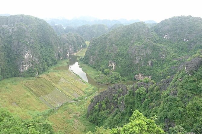 Ninh Binh Daily Tour All-Inclusive Bus, Guide, Lunch & Activities - Tam Coc’s river, caves, and rice fields