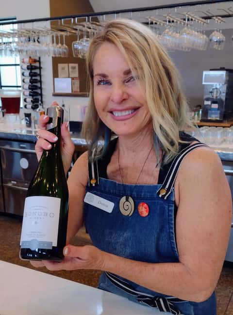 NON BUS VIP GMC YUKON Old Mission Traverse City Wine Tour - FAQ