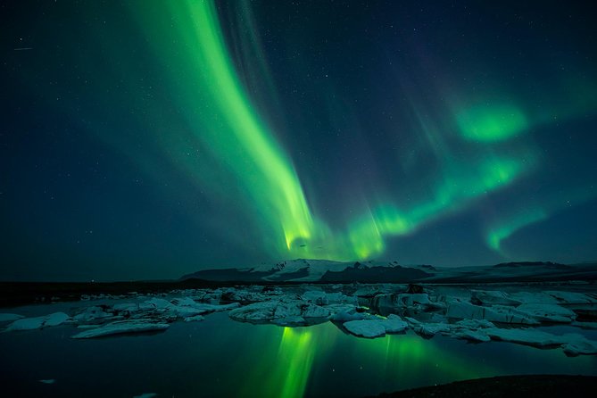 Northern Lights Guided Bus Tour from Reykjavik - Cancellations, rebooking, and the weather gamble