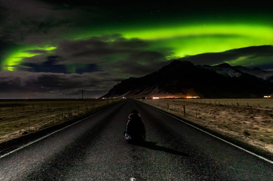 Northern Lights in Mini Bus, Photos, Hot Cocoa and Pastries - Understanding what you are waiting for