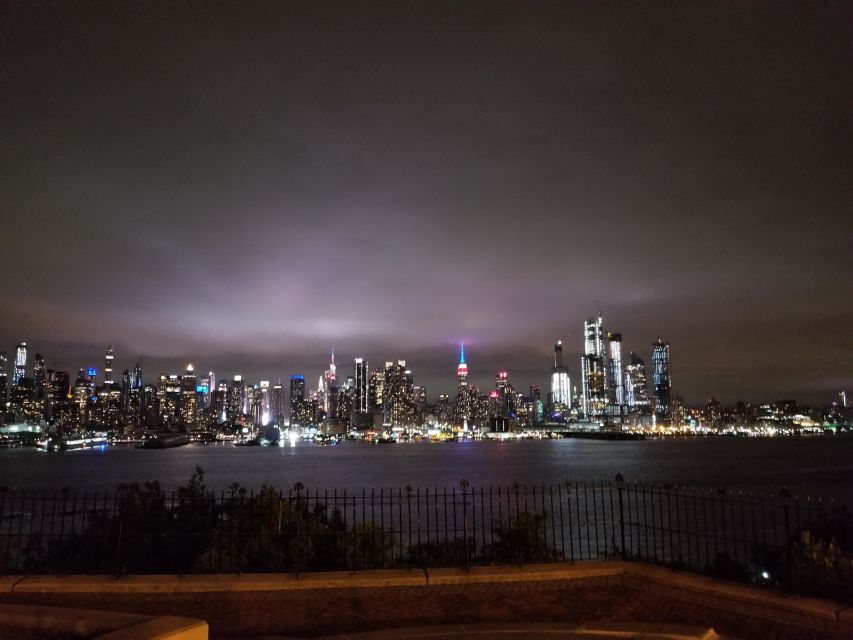 NYC: City Skyline Sightseeing MiniBus Tour at Night - What the bus ride is really like