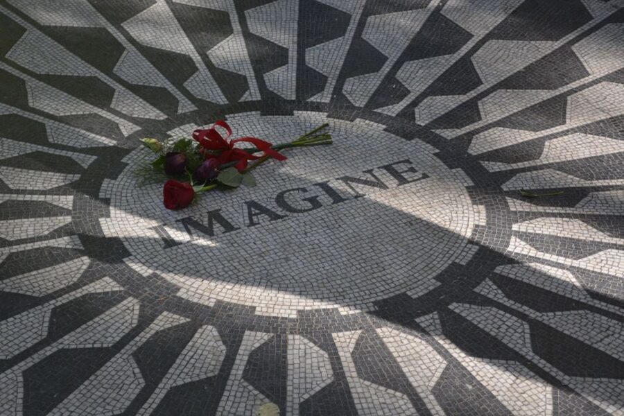 NYC: Guided Bus and Walking Tour with Staten Island Ferry - Rockefeller Center and Fifth Avenue