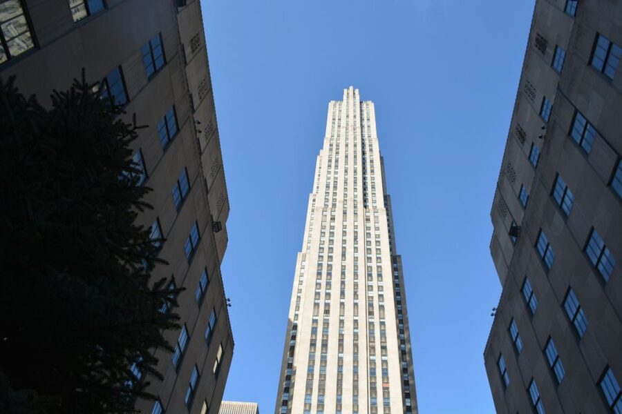NYC: Guided Bus and Walking Tour with Staten Island Ferry - Wall Street and the Financial District