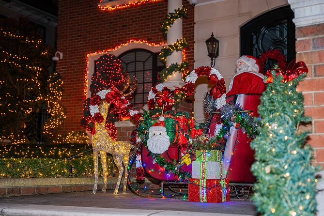 NYC: Holiday Lights and Dyker Heights Luxury Bus Tour - Walking through the Dyker Heights displays