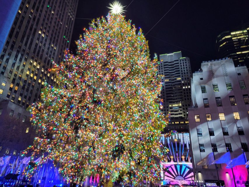 NYC: Holiday Lights Guided Bus Tour - Why this holiday bus tour works