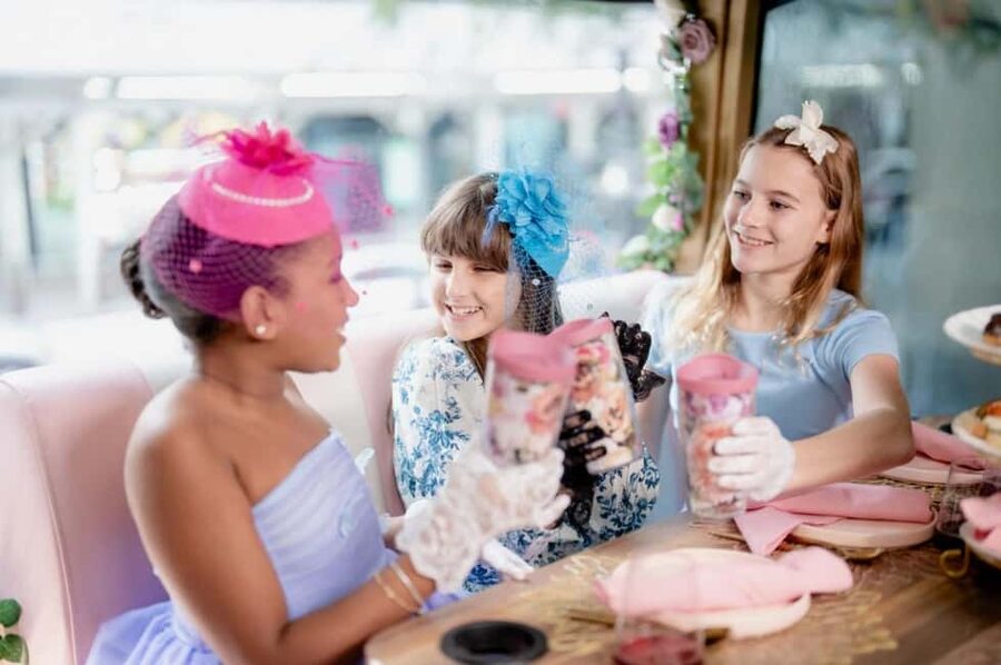 NYC: Tea Around Town Bus Tour with Live Entertainment - Is $79 a fair price?
