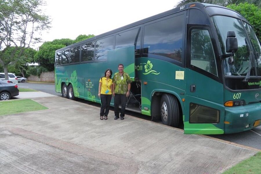 Oahu: Waikele Premium Outlets Roundtrip Bus From Waikiki - The ride to Waikele Premium Outlets