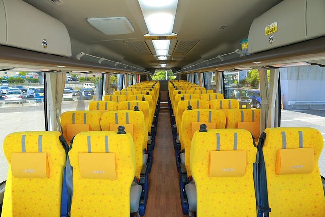 One Way Bus from Kanazawa to Takayama with a stop at Shirakawago - Shirakawa-go from 3:10 to 4:40 p.m.