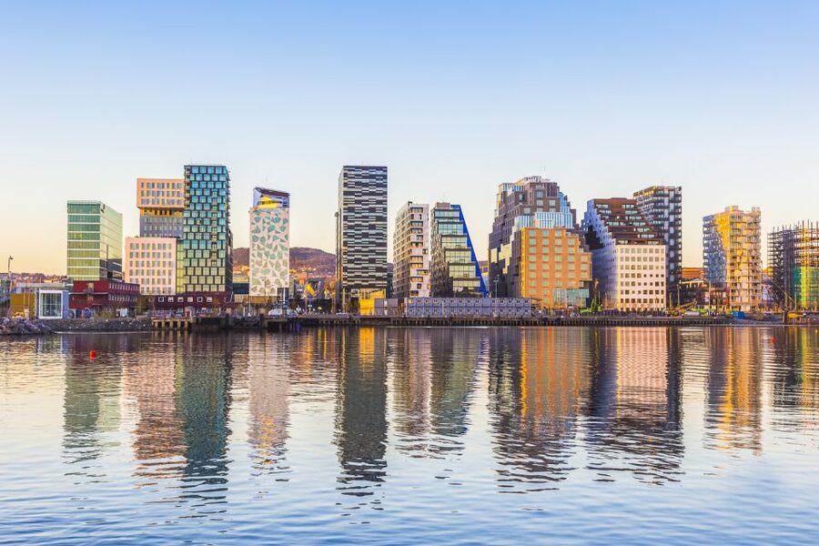 Oslo: Grand City Sightseeing Tour by Bus with Fjord Cruise - Why this Oslo tour works well in one day