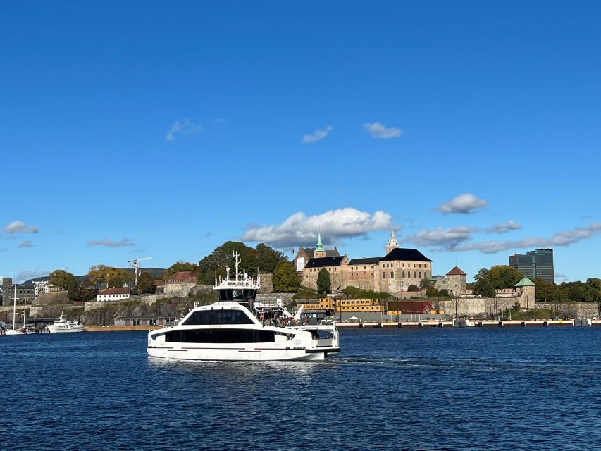 Oslo: Guided Oslo Highlights Tour by bus & Oslofjord cruise - Oslo by coach, from the Opera House to the Royal Palace
